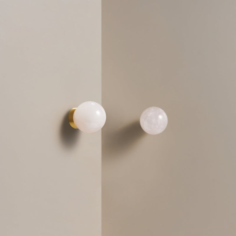 Knopp ch067 i rosa sten